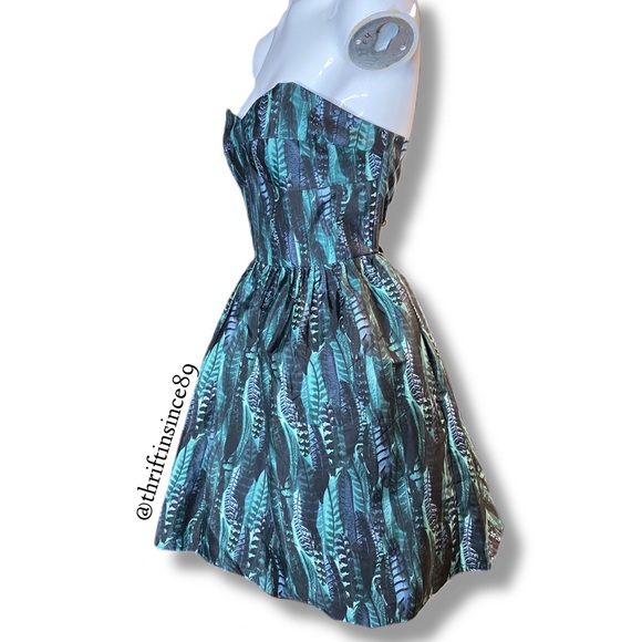 🚫SOLD🚫NWT - Jack Wills Fabulously British Strapless Dress - US 8 - Picture 4 of 6